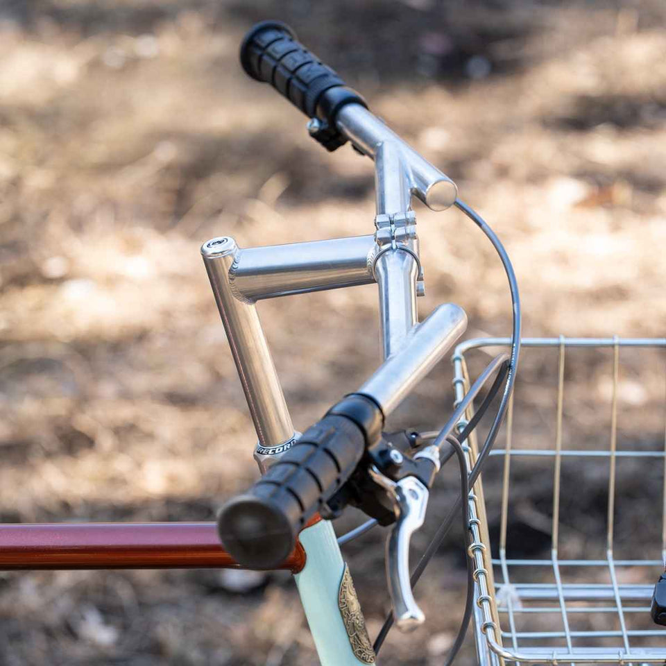 B824 3-Piece Bar (Dull)