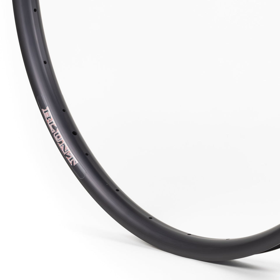 Velocity Blunt 35 Rim 24" x 1.5"