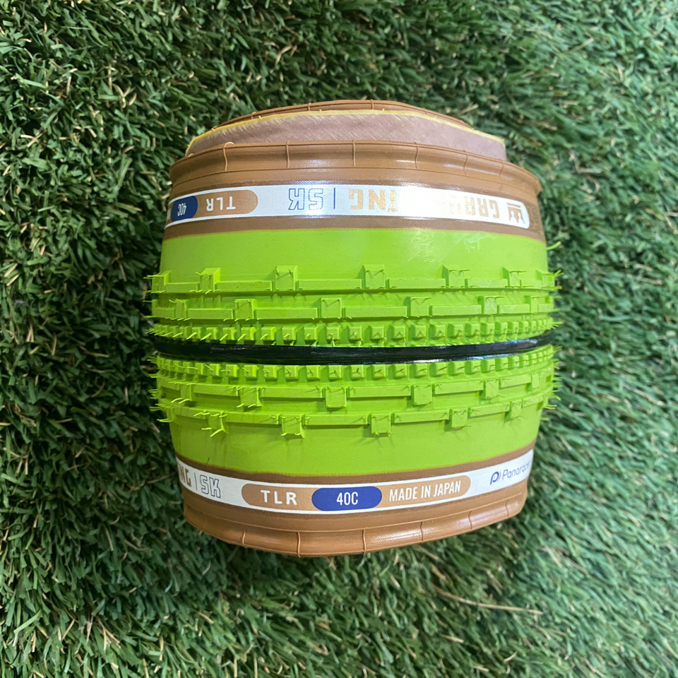 GravelKing SK 700C Tire – Limited Green/Brown